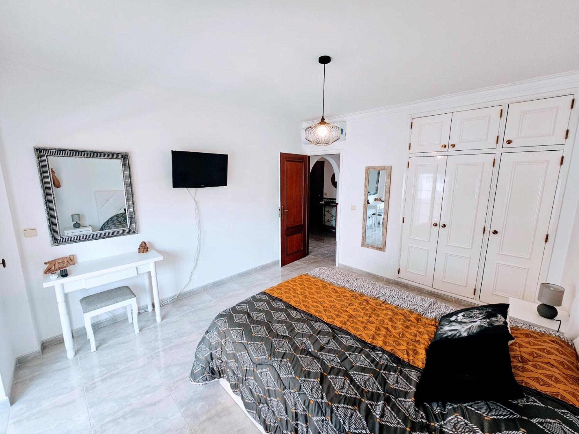 Oceanic Opulence Delux Apartment มงติกอร์โด ภายนอก รูปภาพ